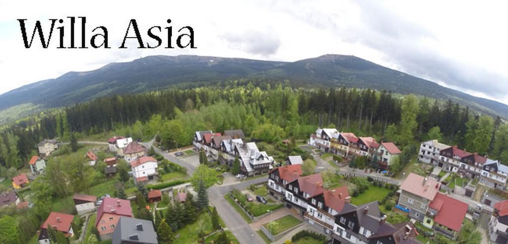 Willa Asia - Apartamenty シクラルスカ・ポレンバ エクステリア 写真