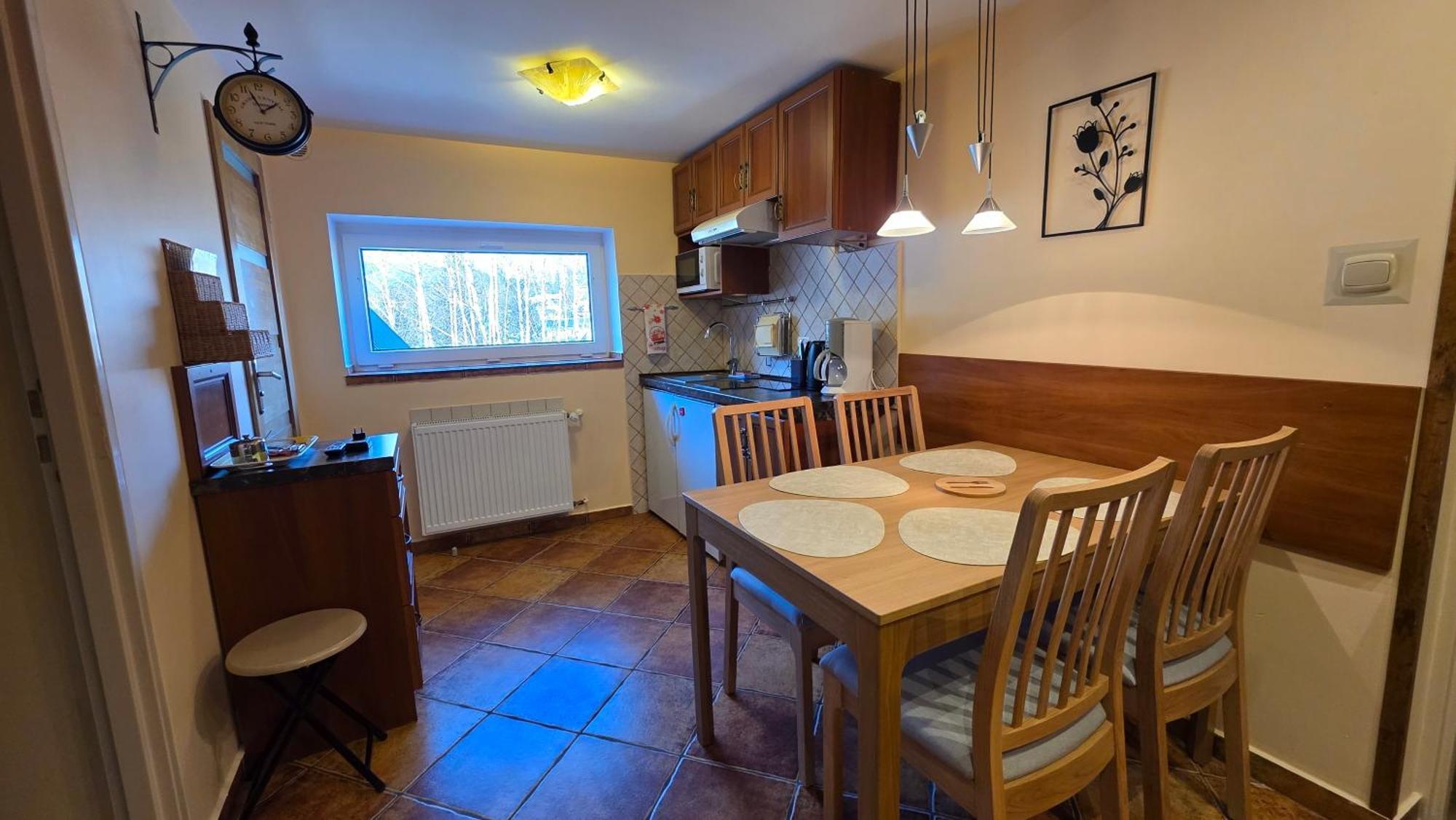 Willa Asia - Apartamenty シクラルスカ・ポレンバ 部屋 写真